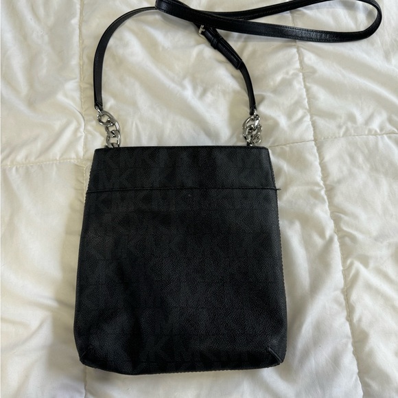 Michael Kors Crossbody bag. Black - Picture 2 of 3